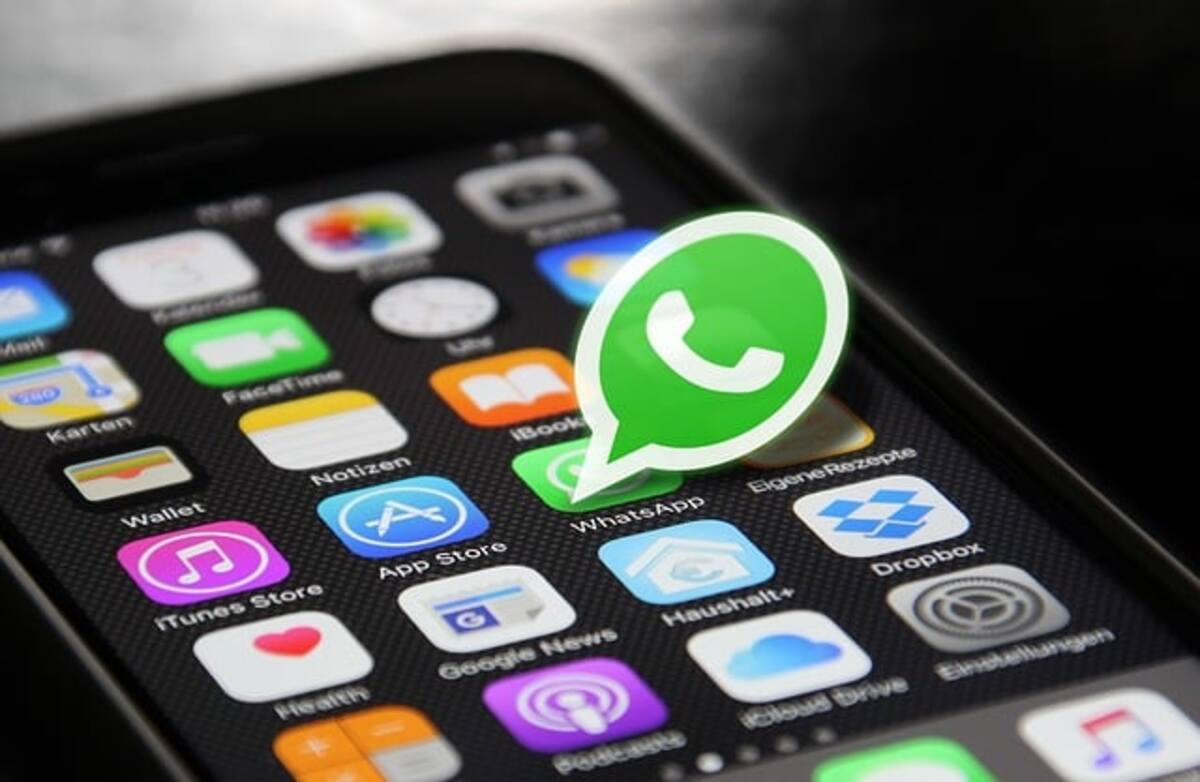 Generating Effective WhatsApp Surveys regarding Feedback